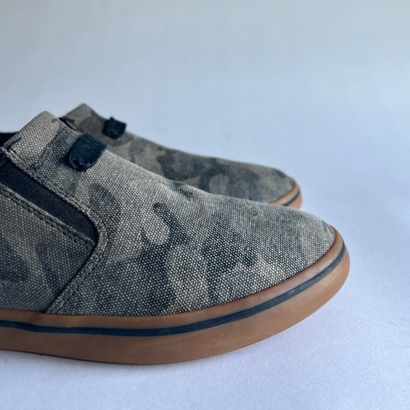 Men’s Xtra Tuf Green Military Fabric Rubber Outsole Low Top Sneakers Size 8 - Picture 16 of 16